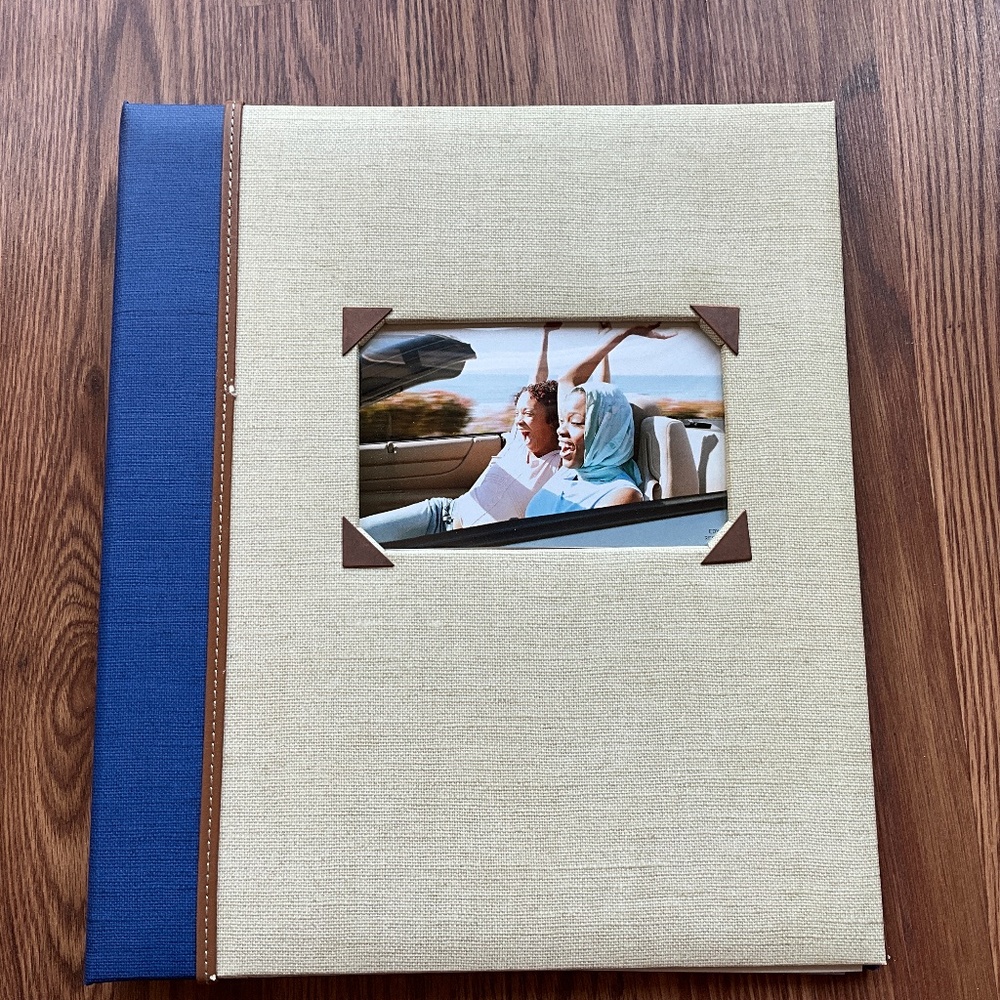Hallmark Simulated Leather Expandable Scrapbook